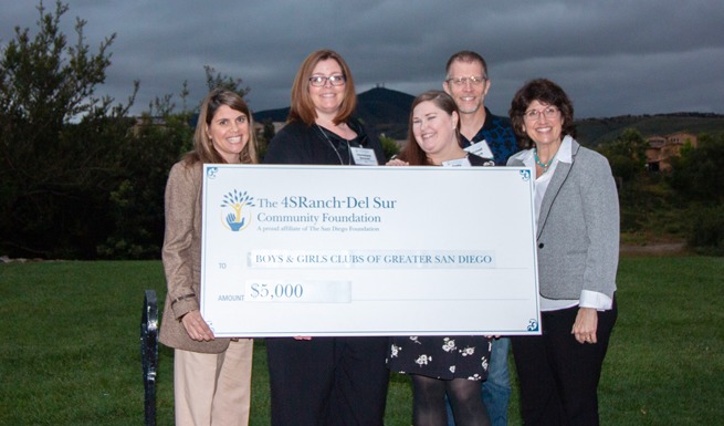 4SRanch~Del Sur Community Foundation Supports Youth Health and Development Programs